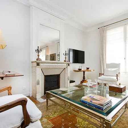 Angels Square Apartman *